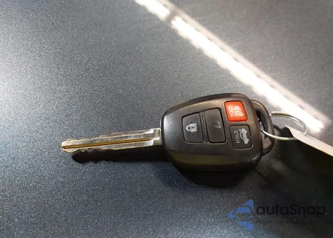 2016 Toyota Corolla Le из США, поврежденный, VIN 2T1BURHE9GC565364